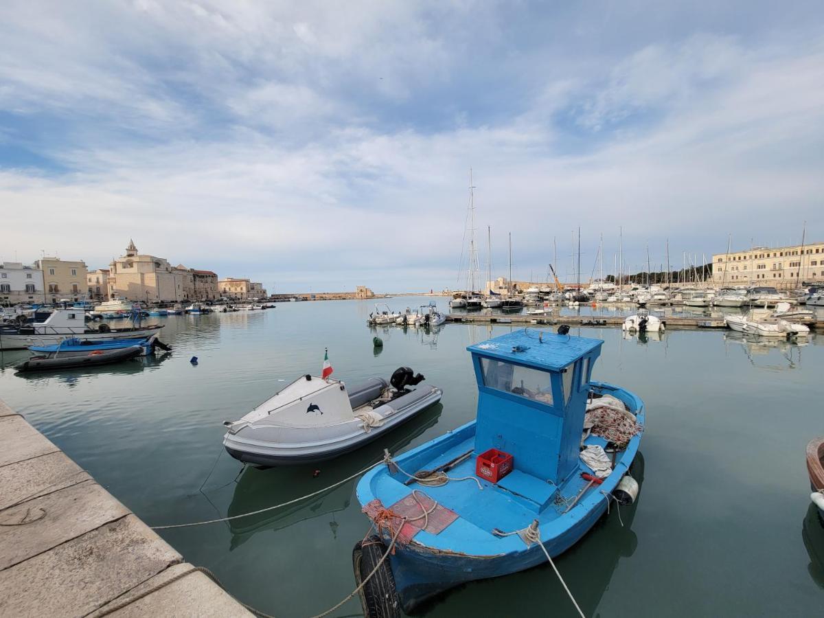 Giovinazzo Historic Apulia Old Town Stone House With Private Patio Apartment ภายนอก รูปภาพ